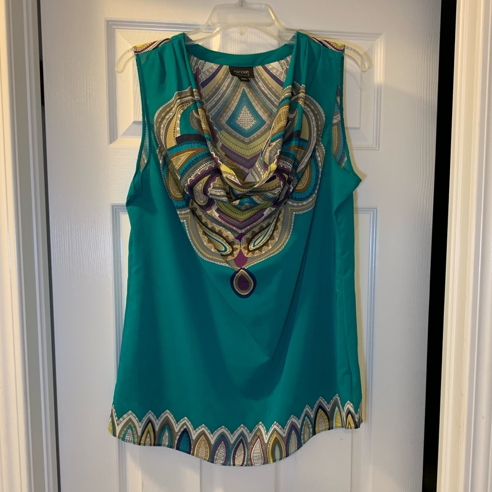 NWOT Nicole by Nicole Miller Peacock top